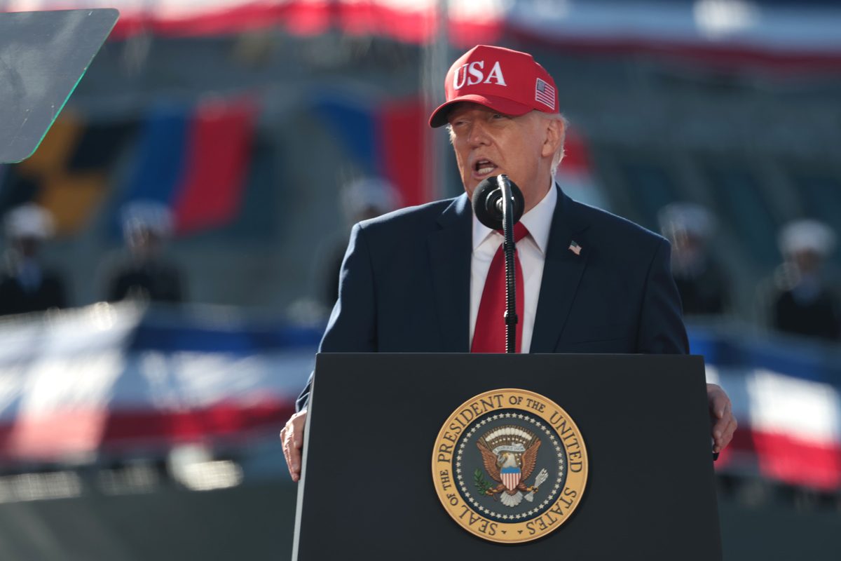 Trump busca transformar su campo de golf en residencia oficial para futuros presidentes estadounidenses