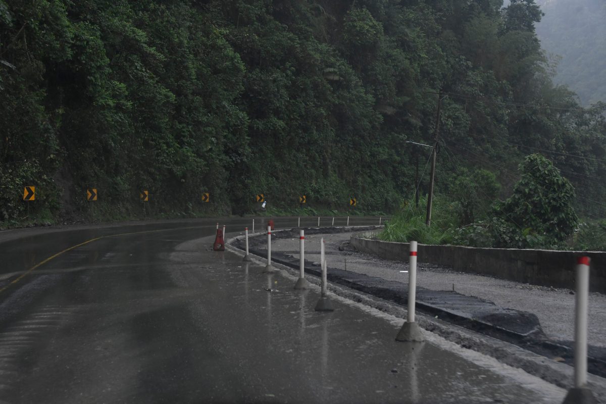 Vías Alóag-Santo Domingo abiertas para el feriado con estricta vigilancia vial