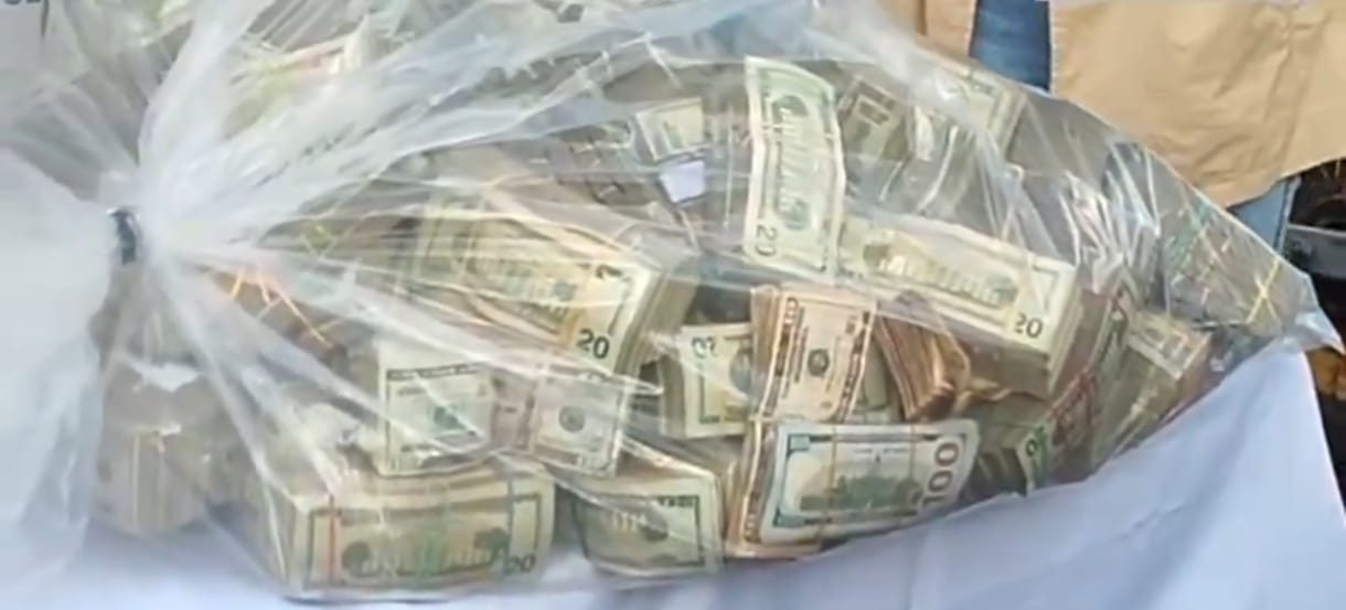 Elit Corporation explica el origen del dinero hallado en caja fuerte allanada en el norte de Quito