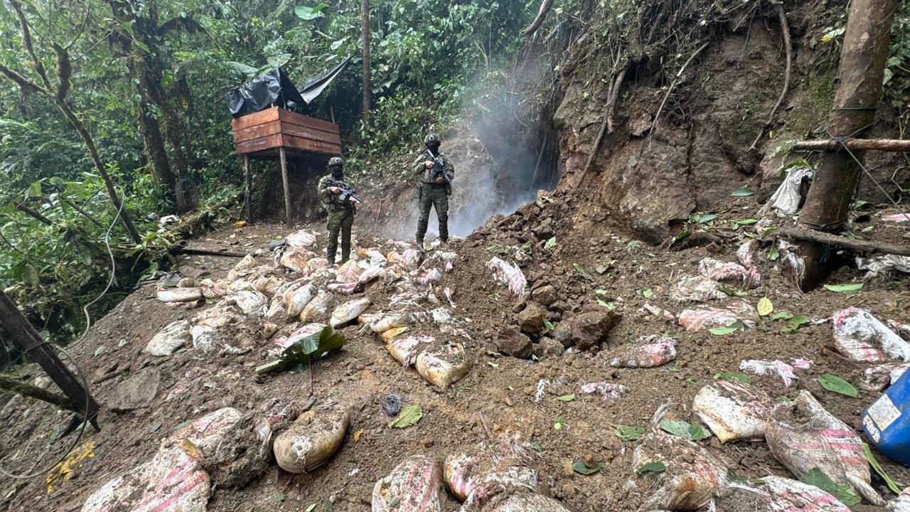 Operativo contra minería ilegal afecta economía de grupo delictivo en Santo Domingo