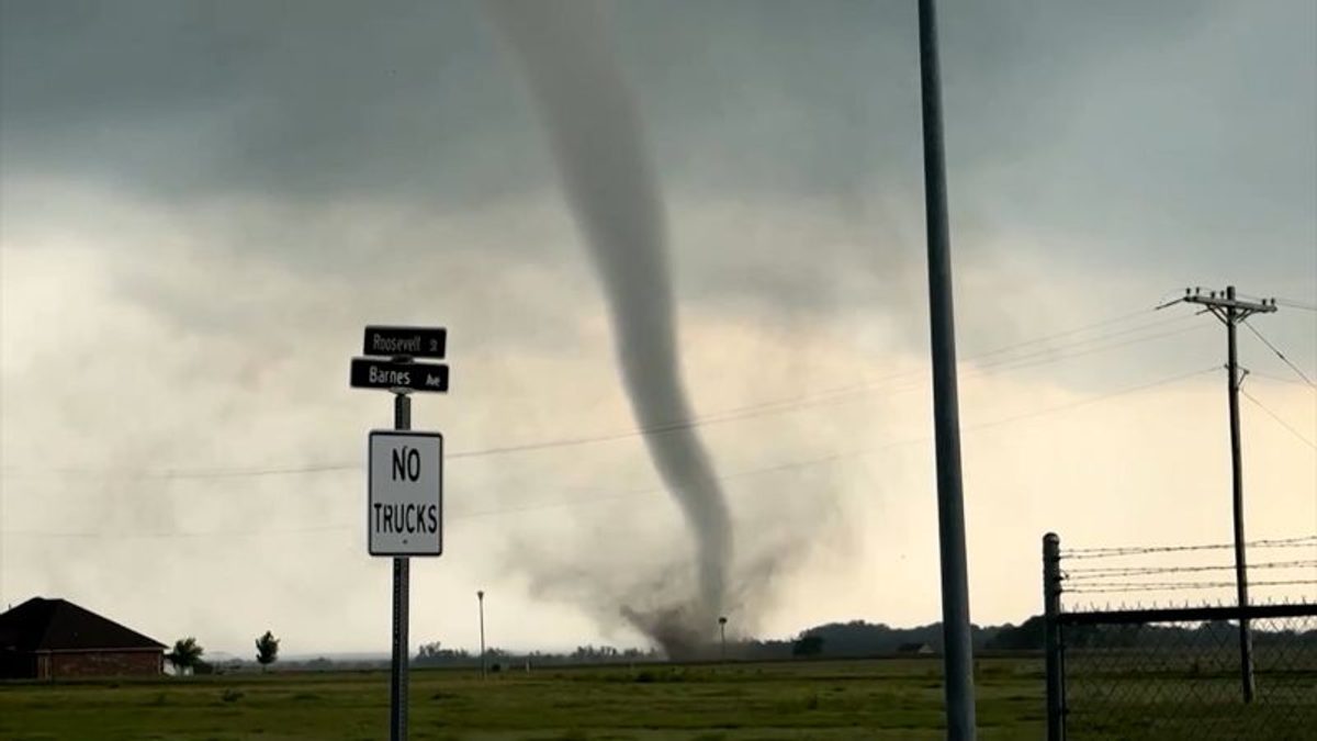 El centro de Estados Unidos se prepara para una ola de tormentas severas con tornados y granizo