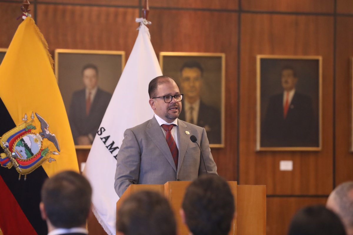 John Reimberg afirma que la seguridad en Ecuador mejorará con un cambio político en Colombia
