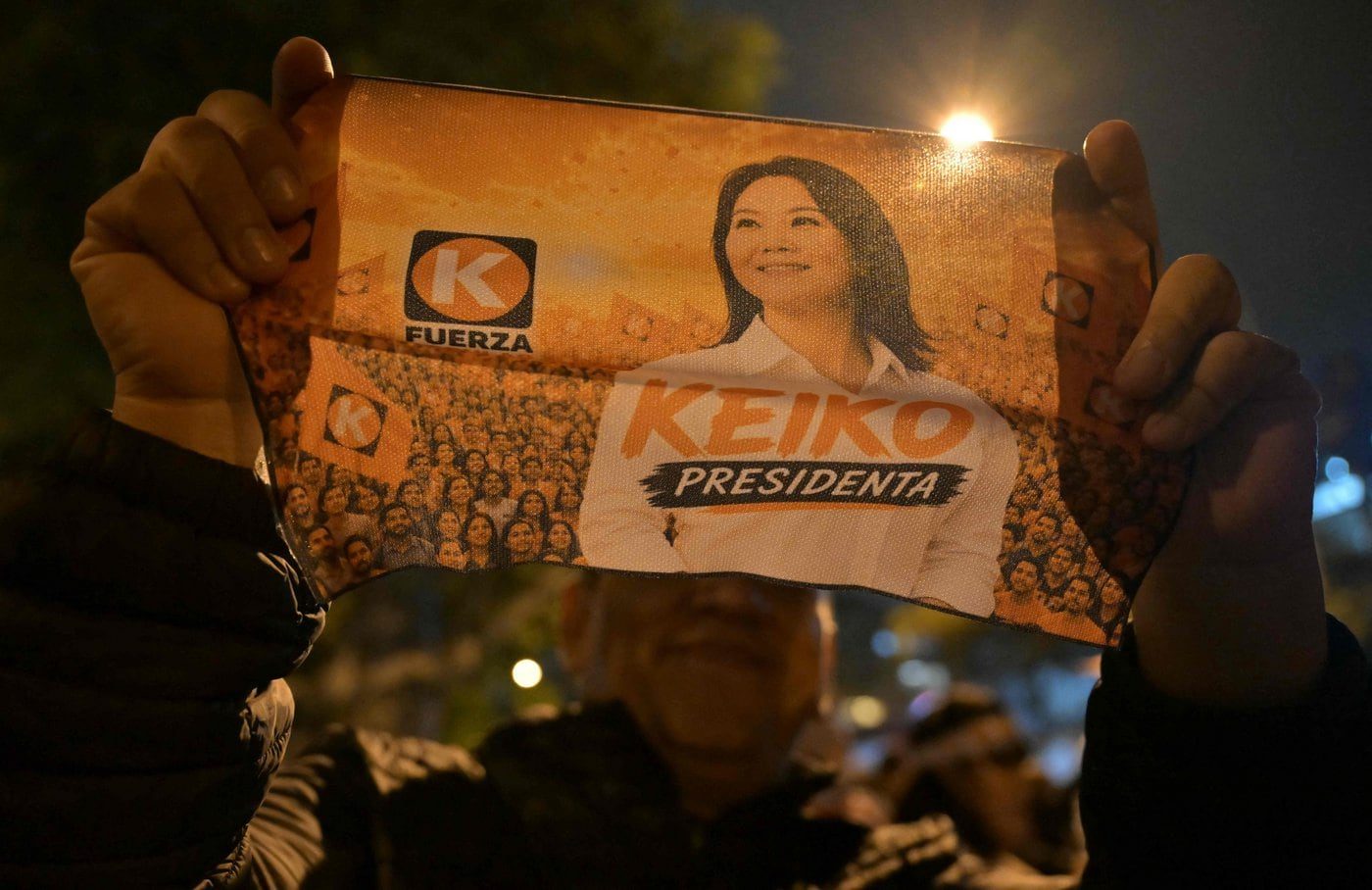 Keiko Fujimori cierra brecha electoral con Roberto Sánchez Torres en las encuestas peruanas