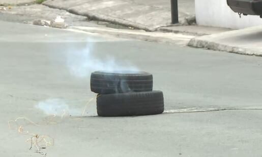 Fuerzas Armadas desactivan artefacto explosivo abandonado frente a lavadero en el sector Urbanor