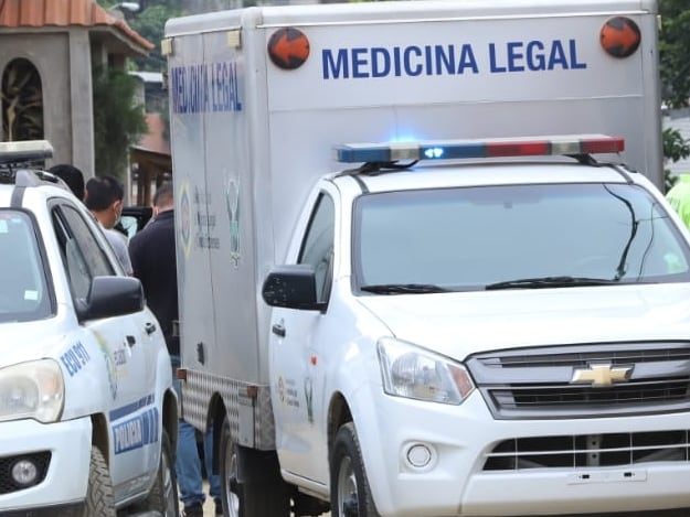 Asesinan a presunto extorsionador al salir de clínica dental en el sector Mucho Lote 1 de Guayaquil