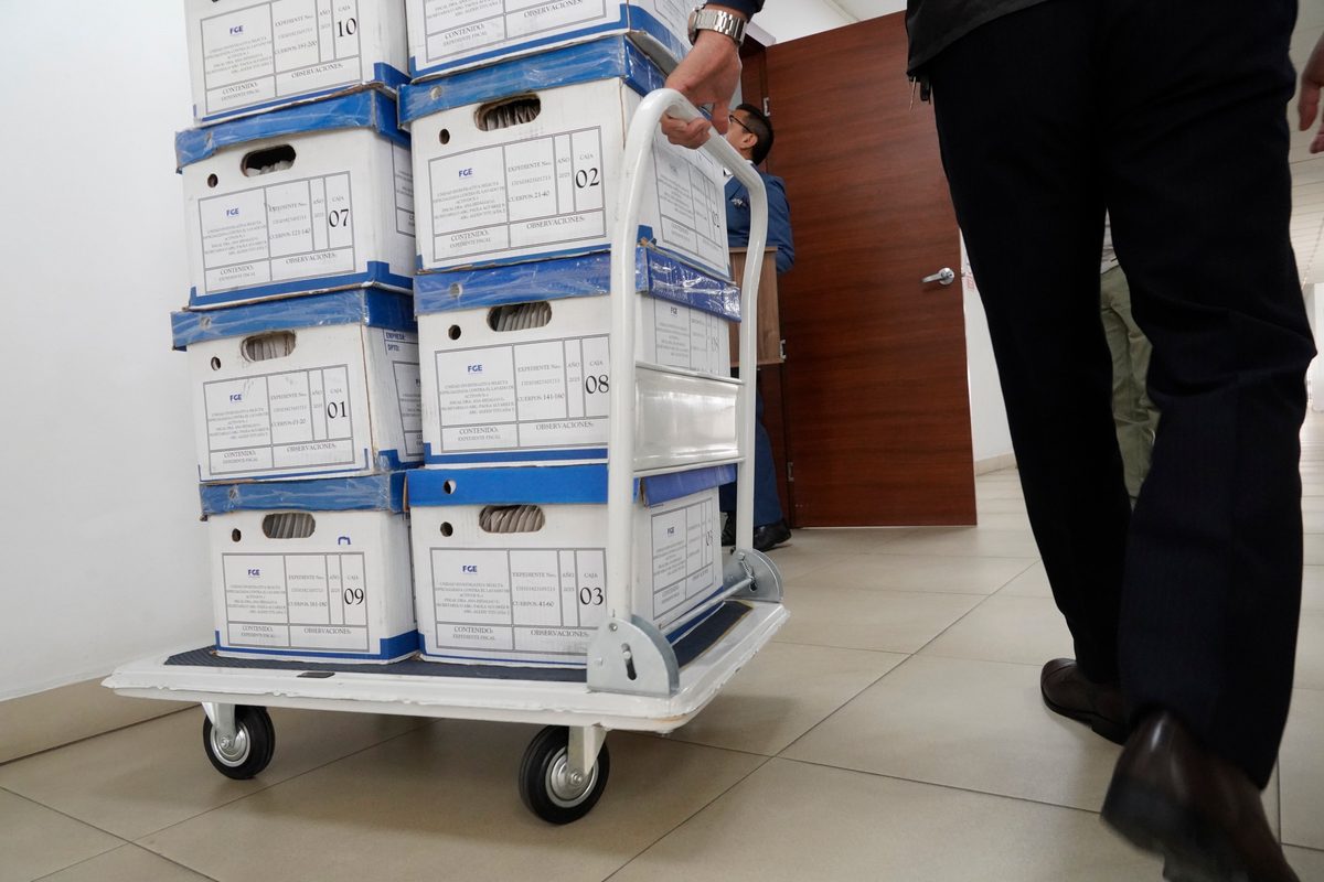 Fiscalía acumula más de 300 pruebas para imputar a siete procesados por asesinato de Villavicencio