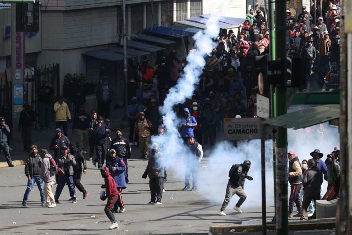 Bolivia enfrenta 22 días de bloqueos críticos que escasean alimentos y oxígeno en hospitales