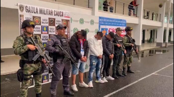 UNASE y GIR liberan a cuatro colombianos secuestrados en Machala y capturan a dos sospechosos