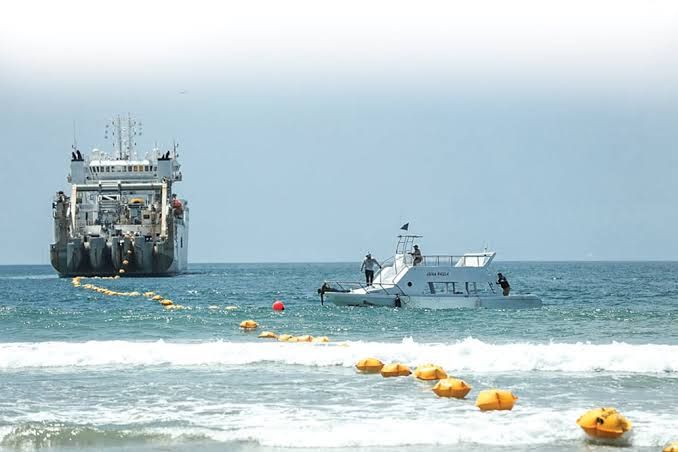 Barco Wave Sentinel inicia reparación del cable submarino dañado por sismo