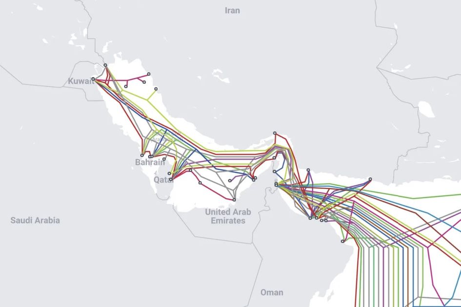 Irán impulsa proyecto de energía en el estrecho de Ormuz para diversificar su matriz energética