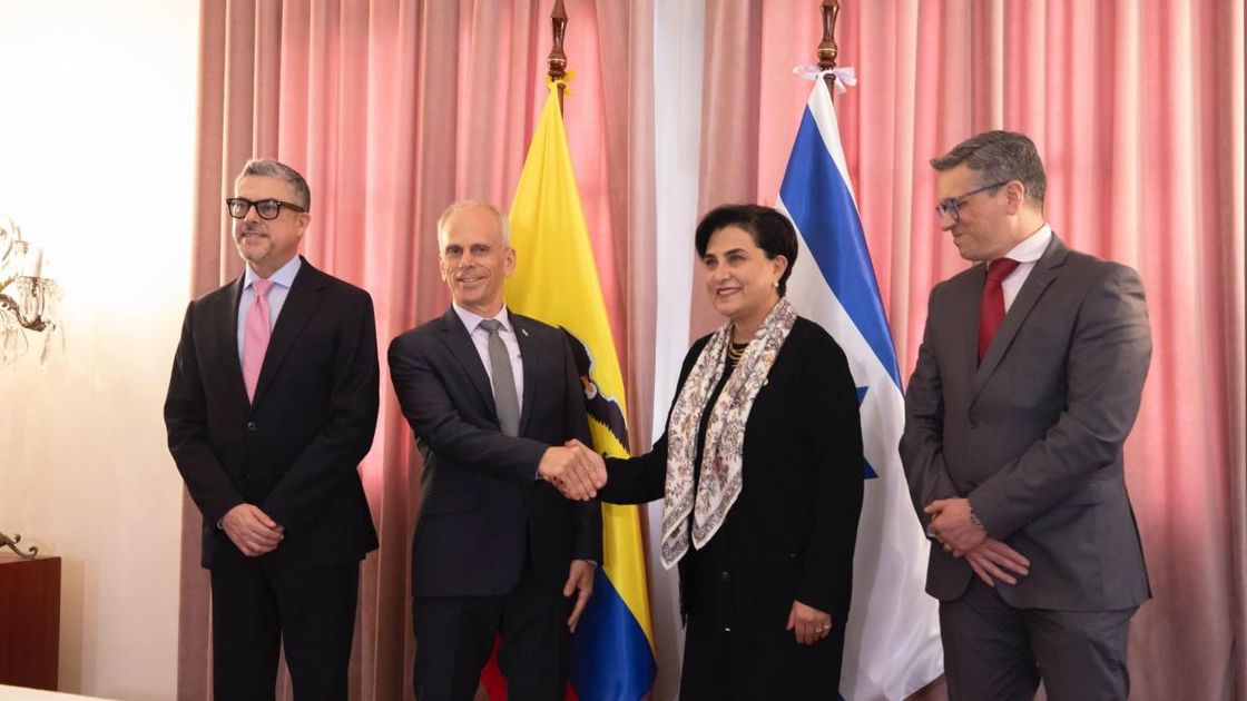 Ecuador e Israel firman acuerdo histórico en educación, ciencia y cultura