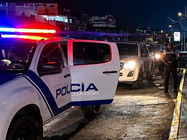 Joven de 21 años es asesinado a tiros en Esmeraldas durante venta de garaje