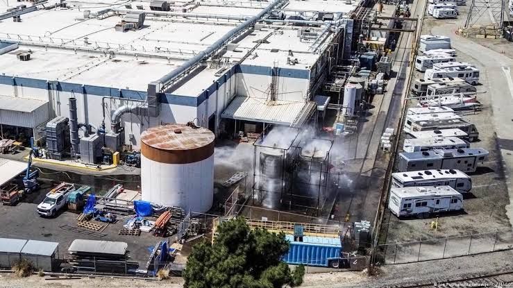 Emergencia en California: 50.000 evacuados por fuga química en tanque