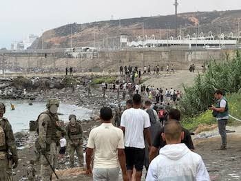 Italia cierra frontera Schengen con España por crisis migratoria en Ceuta