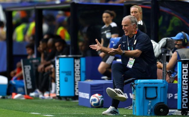 Uruguay enfrenta una eliminatoria vital ante España en el Mundial mientras gestiona crisis interna con Bielsa