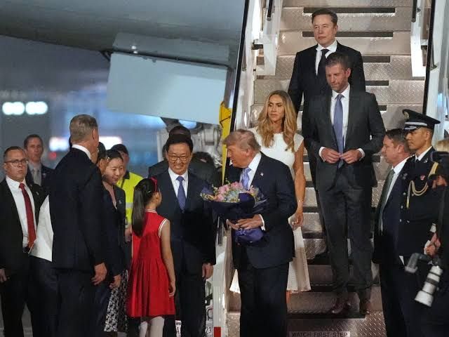 Donald Trump inicia viaje a China para cumbre crítica con Xi Jinping en medio de tensiones globales