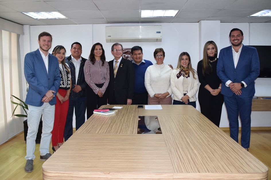Catorce precandidatos se inscriben para consejeros del CPCCS
