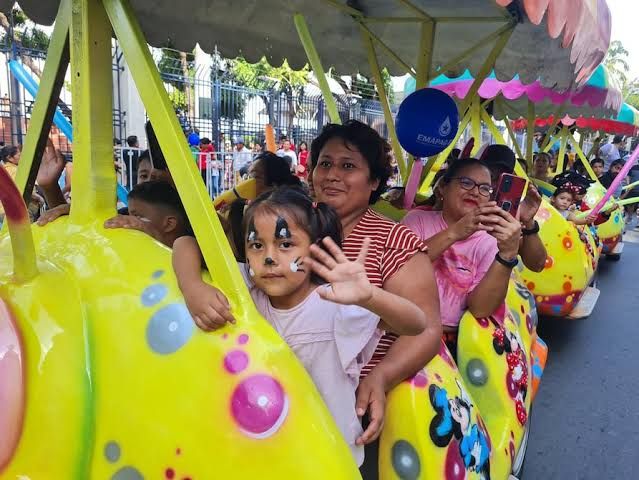 Guayaquil celebra el Día del Niño con desfile y actividades culturales