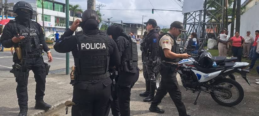Cuatro muertos deja ataque armado con armas largas en Quinindé