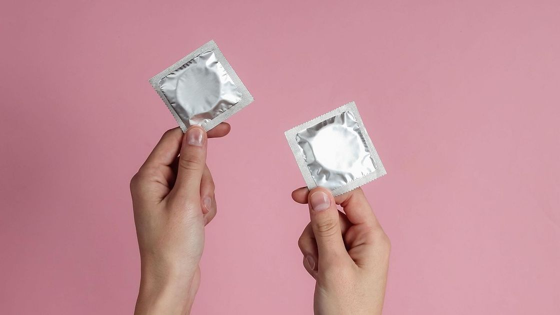 Crisis en Ormuz eleva costos de preservativos al alterar la cadena de suministro global de látex