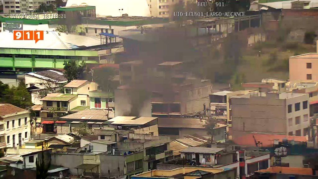 Incendio en discoteca de Baños de Agua Santa activa protocolos de emergencia y alerta turística