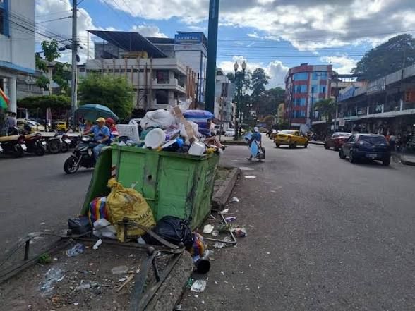 Quevedo enfrenta crisis sanitaria por acumulación de basura tras fin de contrato