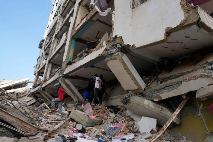 Venezuela reporta 920 muertos por doble sismo; Ecuador envía ayuda