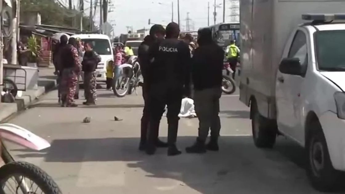 Autoridades investigan asesinato de mujer cerca del complejo penitenciario en la vía a Daule