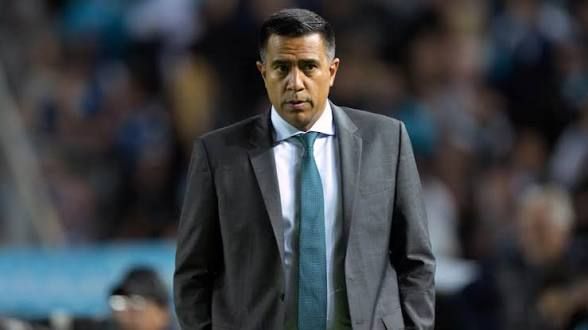 César Farías confirma que sigue como técnico de Barcelona SC