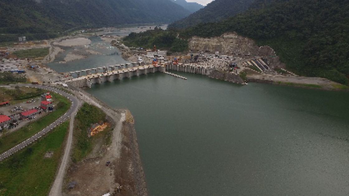 Lluvias en Coca Codo Sinclair restablecen generación eléctrica y reducen presión en Mazar