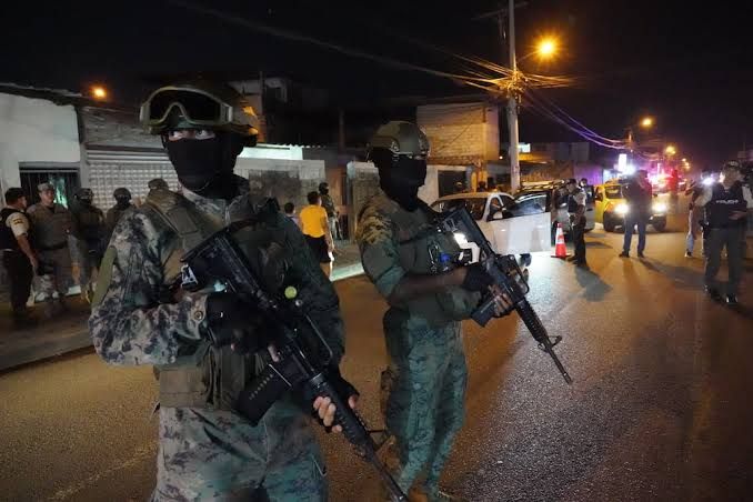 Ejecutivo refuerza presencia policial y militar en Durán contra disputas entre bandas criminales