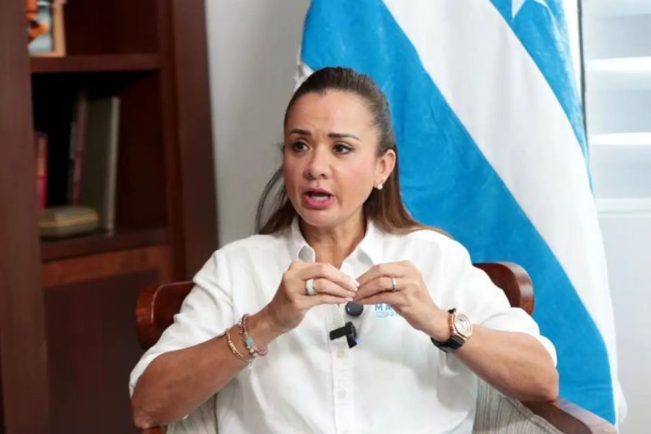 Marcela Aguiñaga comparece ante la Fiscalía en la investigación del caso Caja Chica