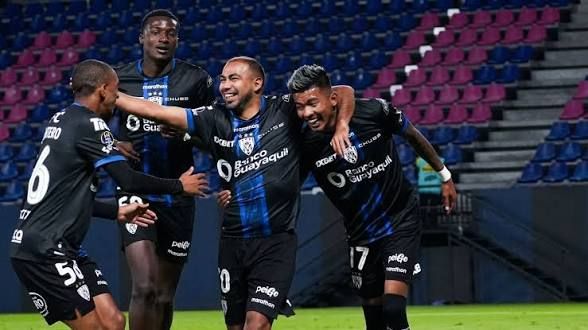 Independiente del Valle aplasta a Emelec 6-1 y consolida su liderazgo