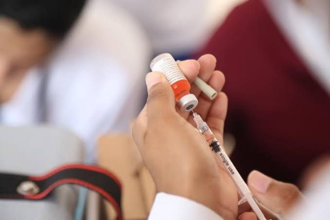 Ecuador intensifica campaña nacional contra el sarampión tras alerta sanitaria generada por brote en Perú