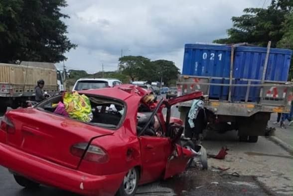 Choque fatal en vía a la Costa deja dos muertos este domingo 12 de julio