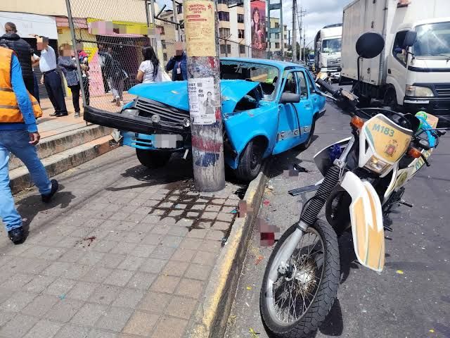 Siete heridos tras emergencias en Quito: siniestro vial y explosión de gas