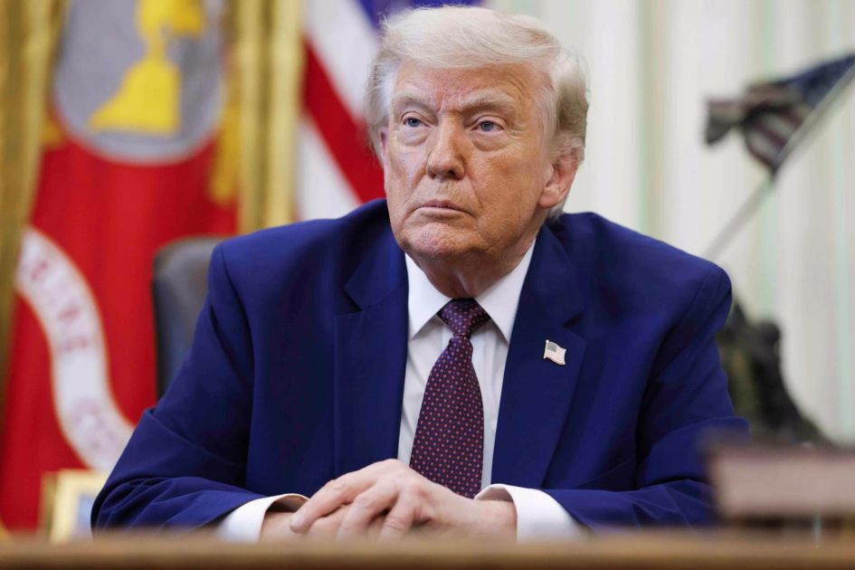 Trump asegura que EE.UU. tiene munición para guerra contra Irán