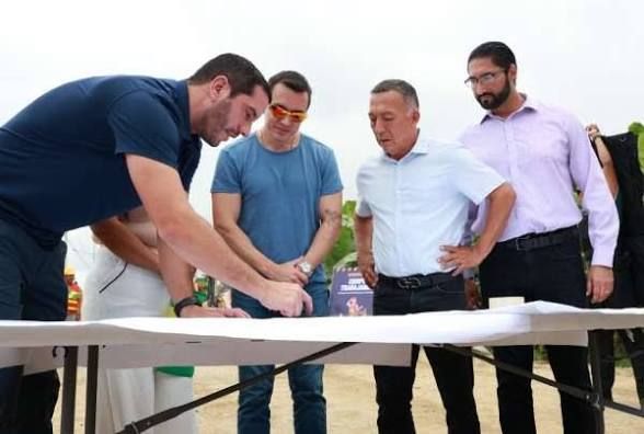 Noboa supervisa obras viales de USD 29,4 millones en El Oro