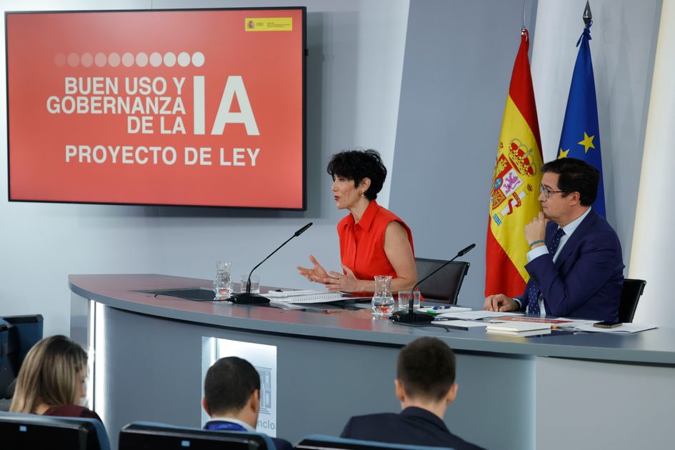 España aprueba ley de marcaje obligatorio de IA en internet
