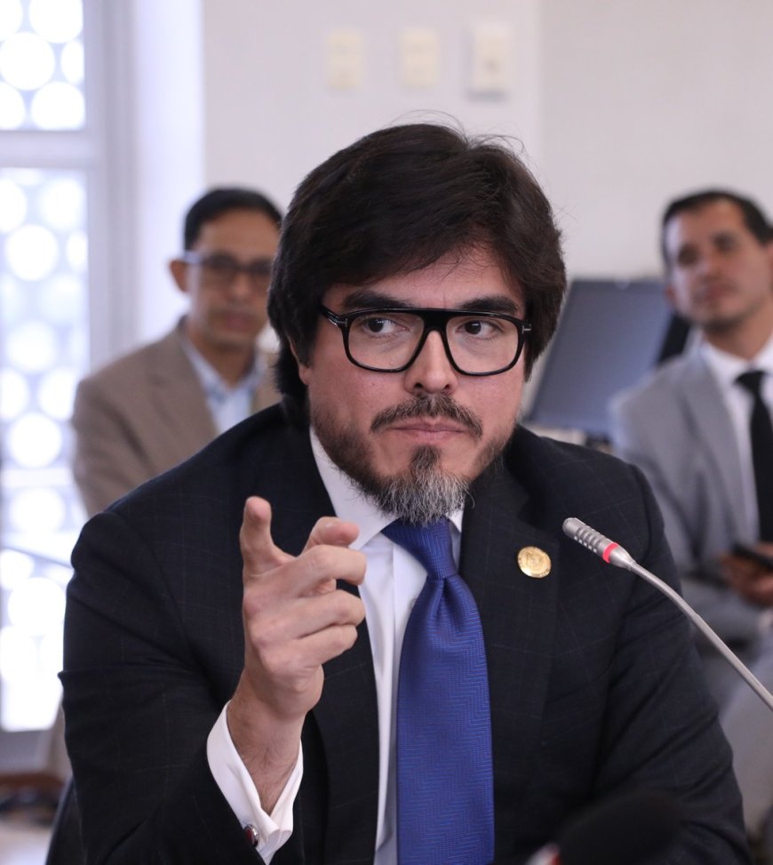 Gobierno de Ecuador presenta ley para combatir el crimen organizado