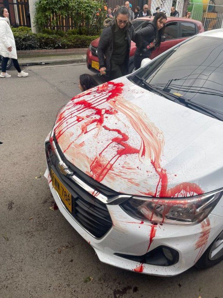 #Colombia Senador y precandidato presidencial Miguel Uribe Turbay @MiguelUribeT fue víctima de un atentado en la loc/Fontibón. Según información preliminar, recibió un disparo entre la cabeza y el cuello. En desarrollo...