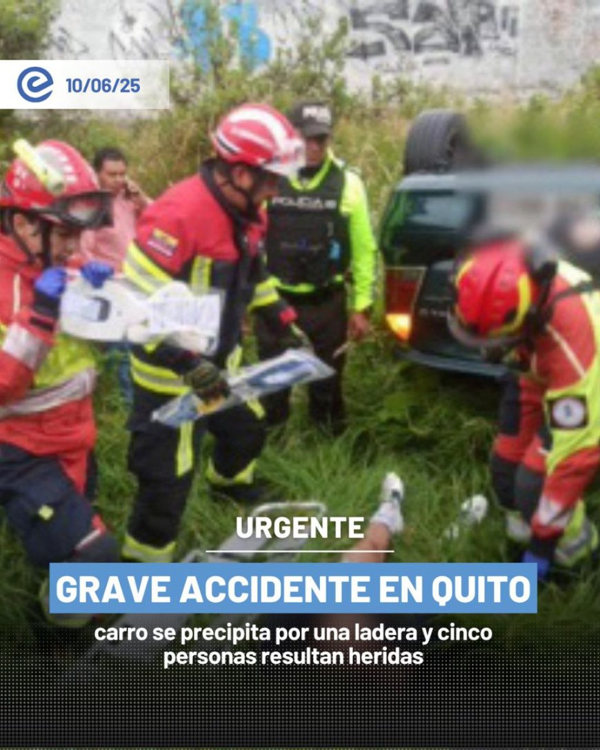 Tragedia evitada por poco | Vehículo cae en pendiente en Quito