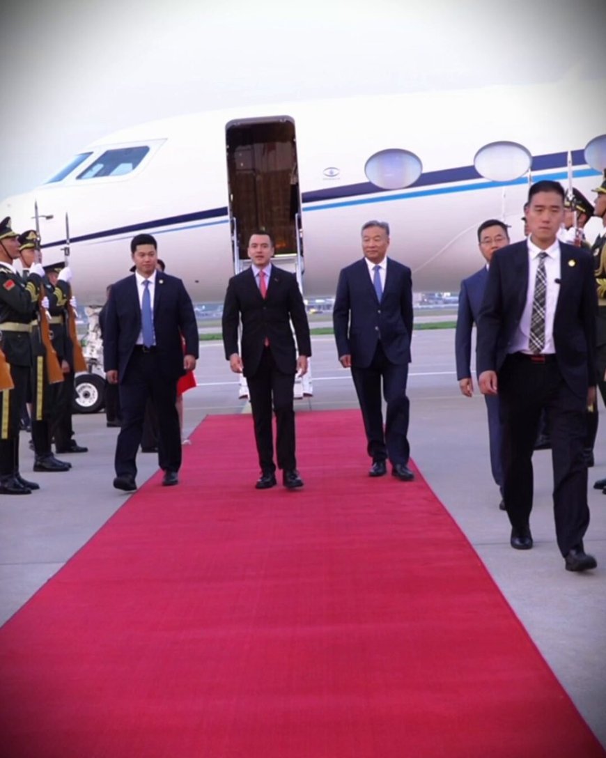 Ecuador presente en el Foro Económico Mundial de China buscando inversión