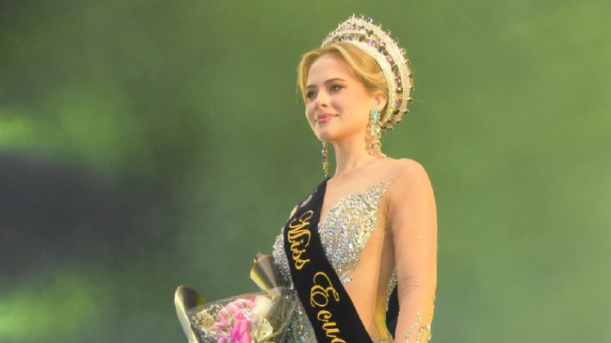 Gisselle Rosales, la nueva Miss Ecuador que participará en Miss International Gisselle Rosales causó polémica en 2022, cuando se convirtió en Reina de Machala pese a que no nació en Ecuador. La nueva Miss Ecuador 2025, Gisselle Rosales, fue coronada la noche del 16 de agosto y…