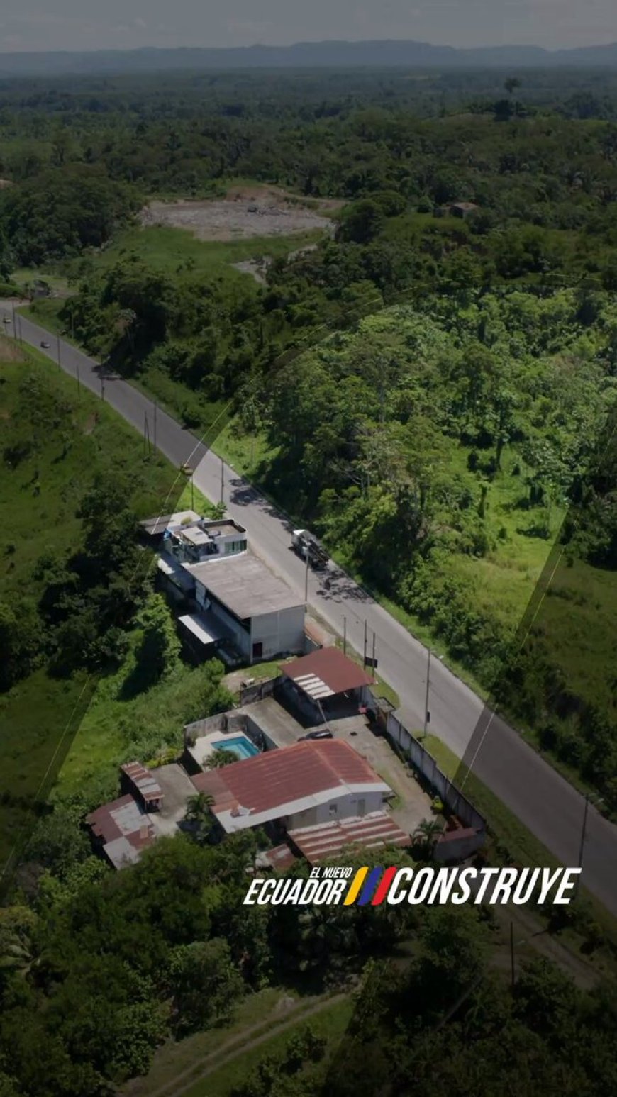 El Gobierno Nacional impulsa la conectividad vial y obras de infraestructura que transforman la vida de Esmeraldas y de todo el país. #ElNuevoEcuadorConstruye
