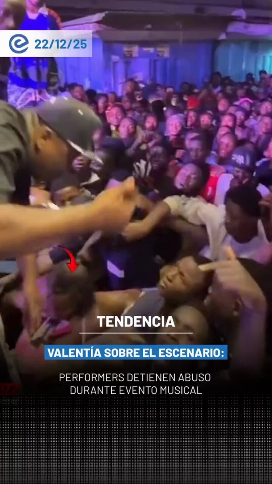🔵 Un evento musical se vio empañado luego de que una mujer denunciara acoso por parte de algunos asistentes mientras se encontraba en primera fila.
