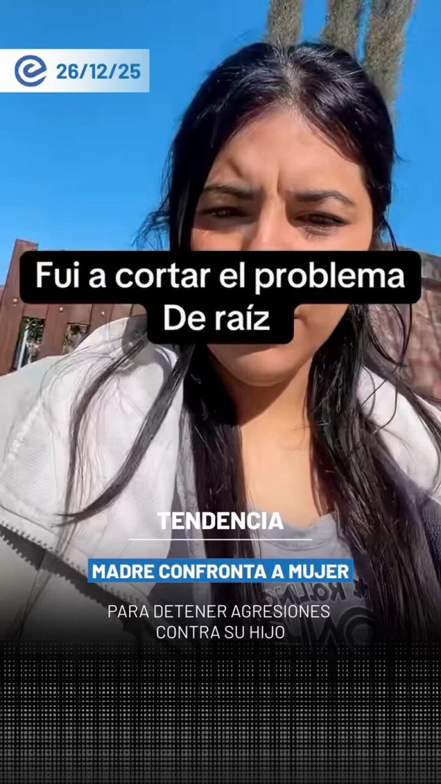 🔵 Una madre preocupada confrontó a la abuela de un menor al que señala como responsable de hacer bullying a su hijo, en un hecho que quedó registrado en video.